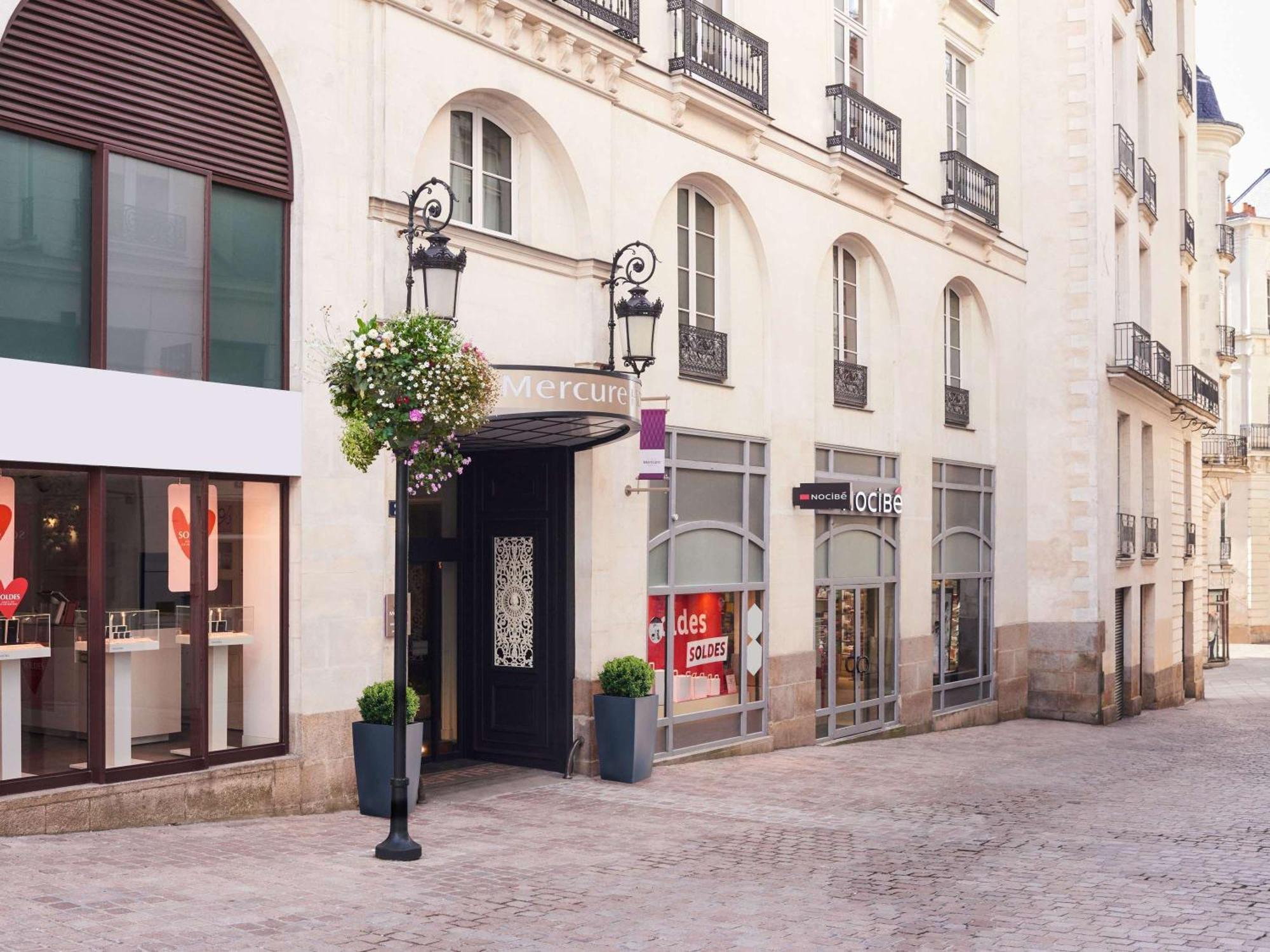 Hotel Mercure Nantes Centre Passage Pommeraye Exterior foto